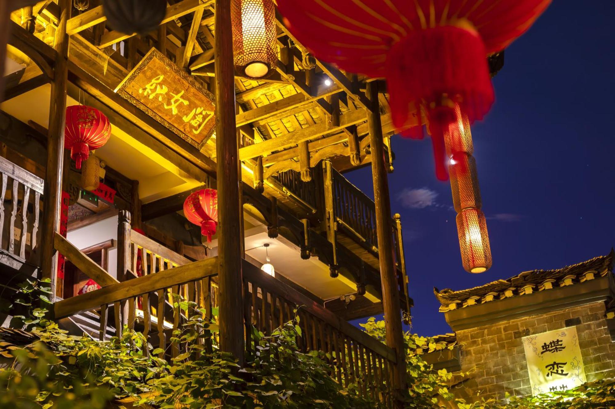Butterfly Flowers Inn จางเจียเจี้ย ภายนอก รูปภาพ