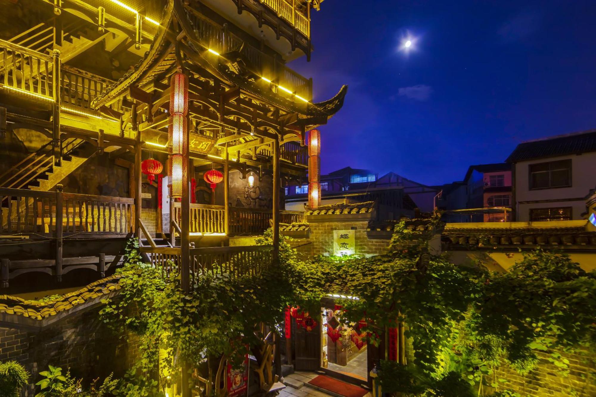Butterfly Flowers Inn จางเจียเจี้ย ภายนอก รูปภาพ