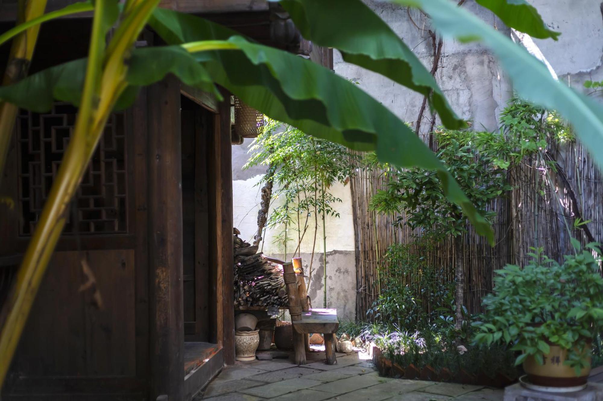 Butterfly Flowers Inn จางเจียเจี้ย ภายนอก รูปภาพ
