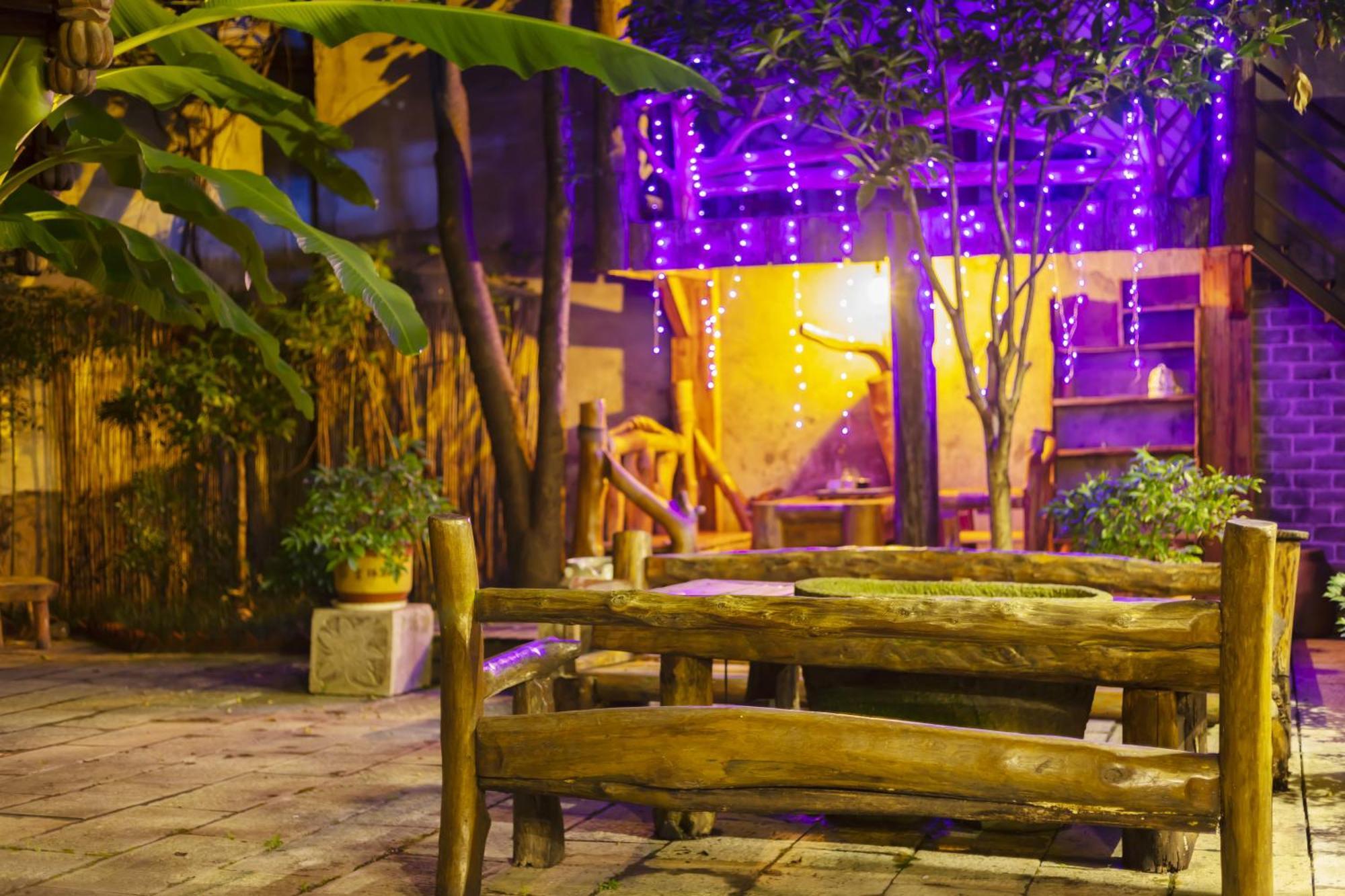Butterfly Flowers Inn จางเจียเจี้ย ภายนอก รูปภาพ