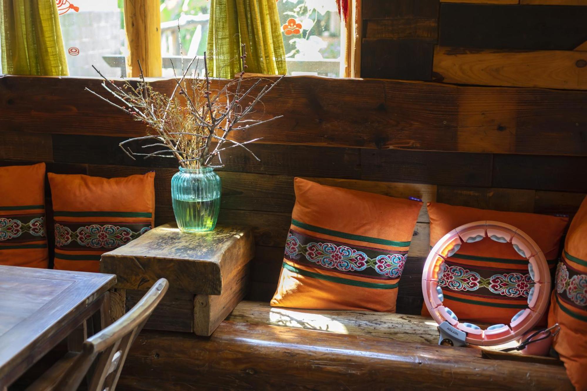 Butterfly Flowers Inn จางเจียเจี้ย ภายนอก รูปภาพ